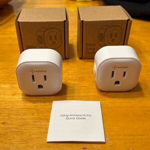 Geekbes Mini Sma Socket. 2 sockets, new in box